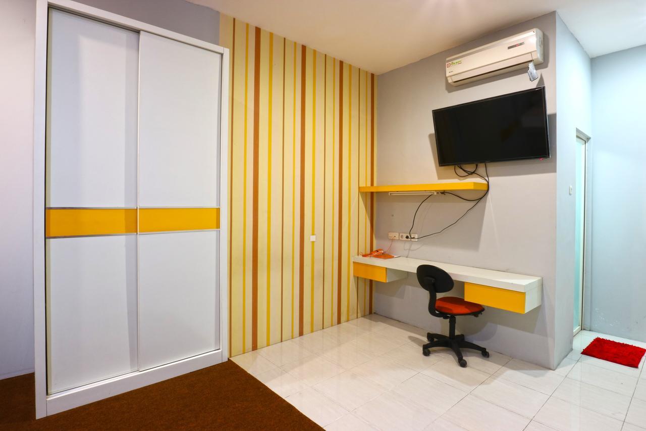 Hotel Oranje Gasthuis Surabaja Exteriér fotografie